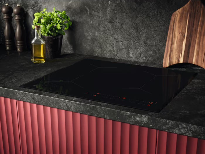 AEG 5000 table de cuisson à induction - 60cm - OIO64A00FB