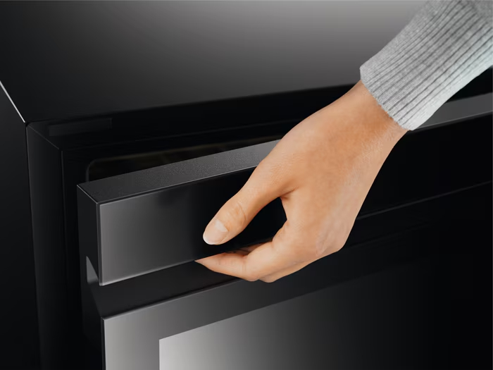AEG 8000 cave à vin sous-encastrable - NSW8S826GT