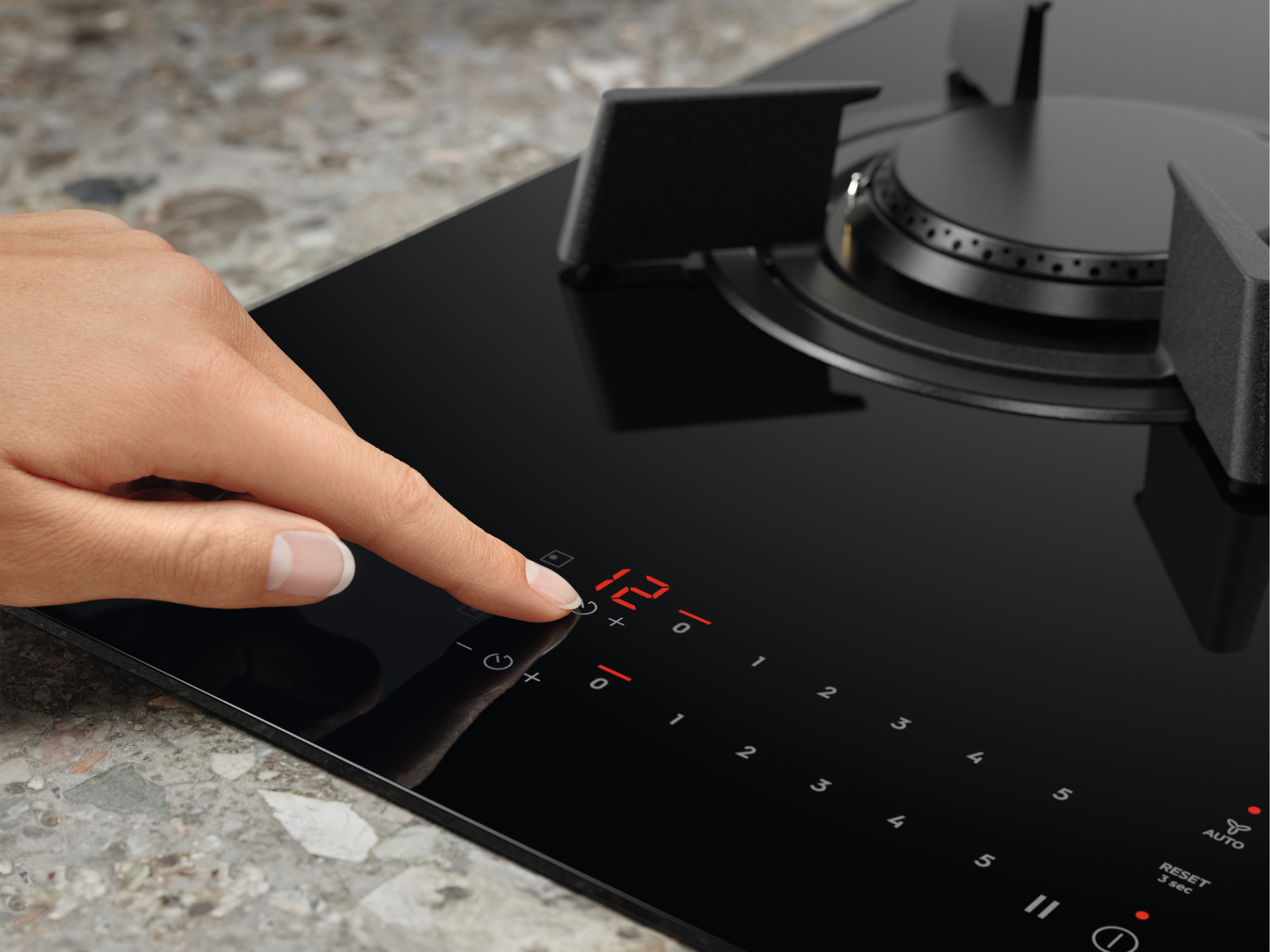 AEG 9000 table de cuisson au gaz - 80cm - HVB8453IB