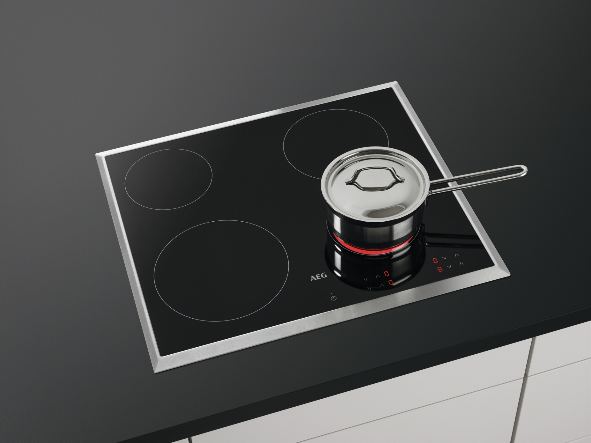 AEG 3000 table de cuisson vitrocéramique - 60cm - HK624010XB